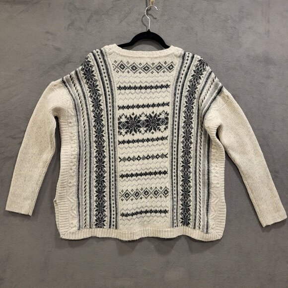 Cabi Fair Isle Pullover Sweater Womens Size Small Snowflake Metallic Cozy Comfy - Picture 2 of 9